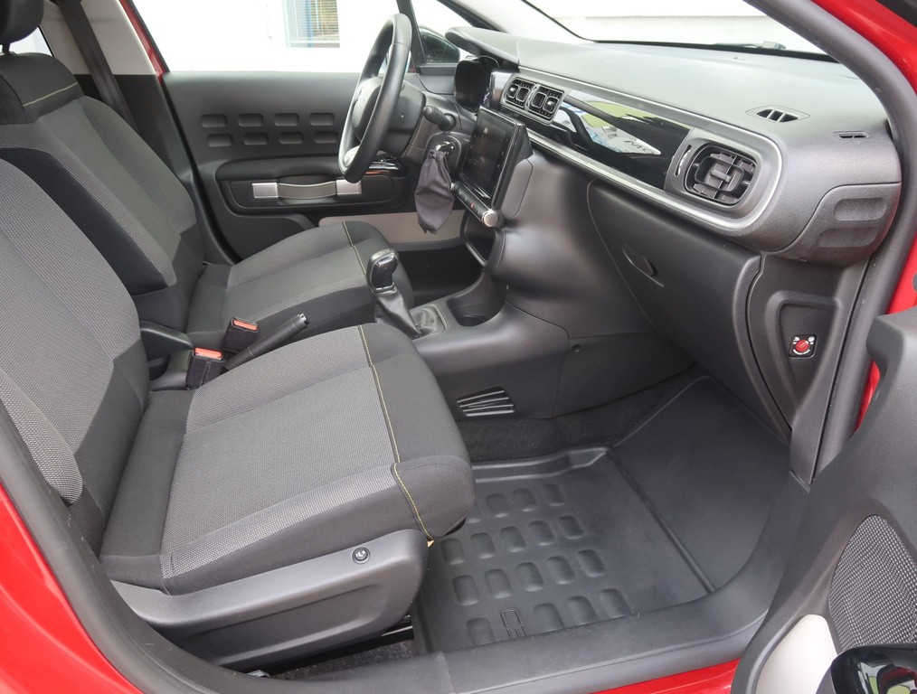 Citroen C3 Feel 1.2 PureTech Serv.kniha, Tempomat, Park. senzory