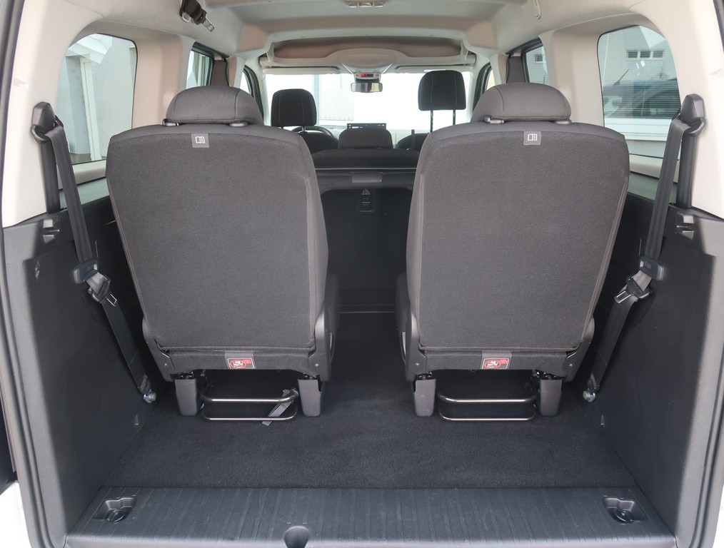 Toyota ProAce City Verso Family 1.5 D-4D Toyota Proace City Verso, Long