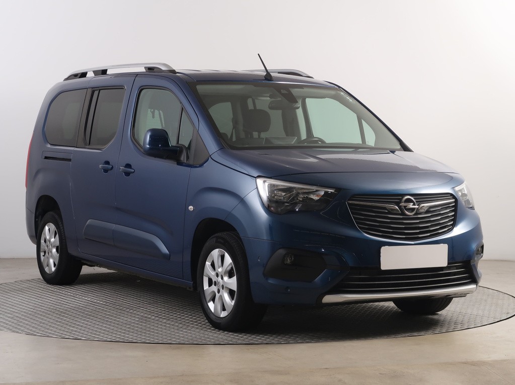 Opel Combo 1.2 Turbo Automat, Serv.kniha, Navigácia