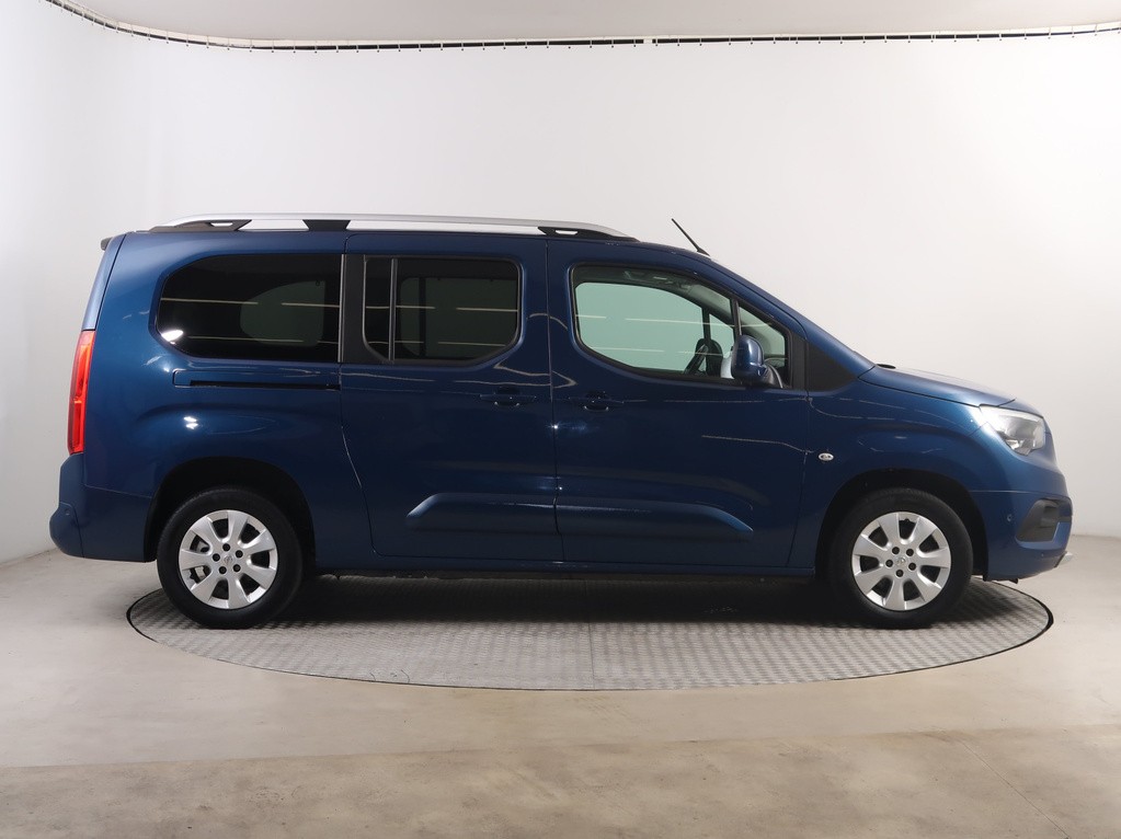 Opel Combo 1.2 Turbo Automat, Serv.kniha, Navigácia