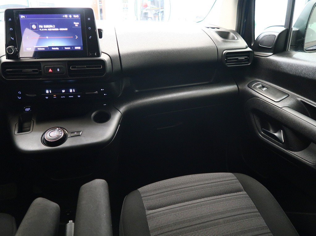 Opel Combo 1.2 Turbo Automat, Serv.kniha, Navigácia