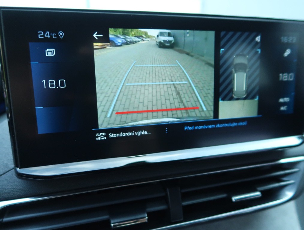 Peugeot 3008 1.2 PureTech 1MAJ,AUTOMAT