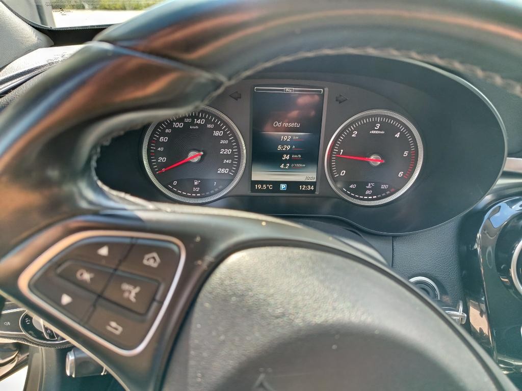 Mercedes C trieda 180 d