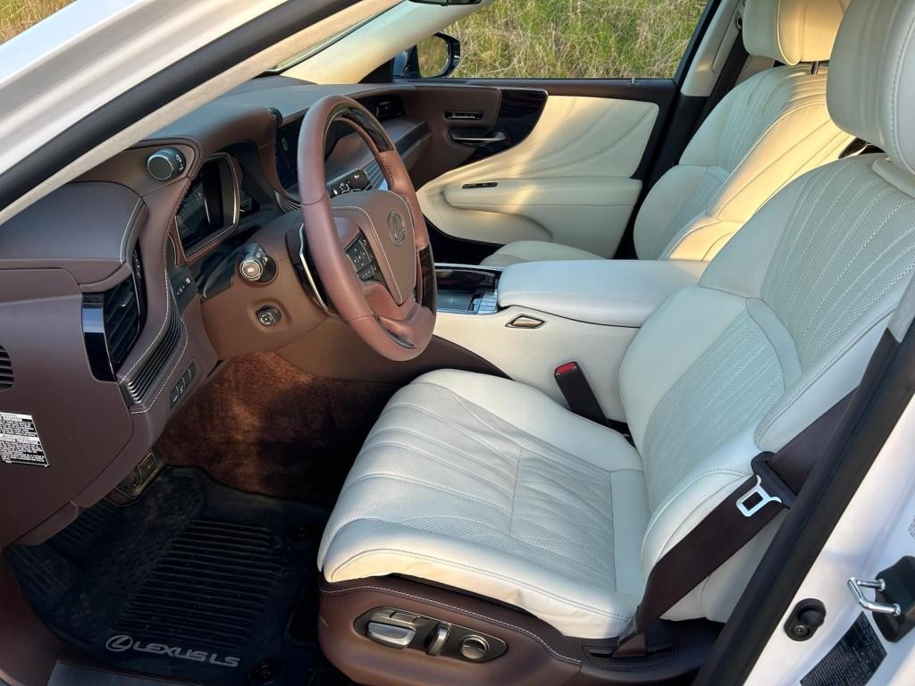 Lexus LS 500h Superior