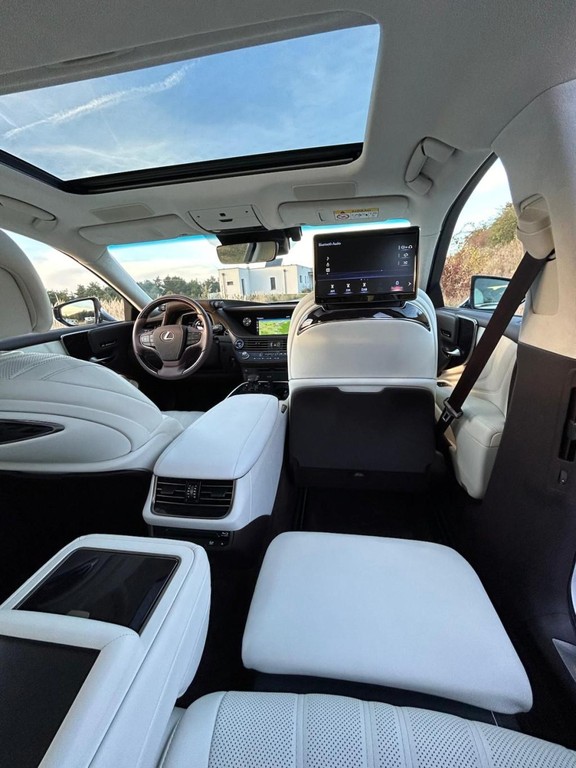 Lexus LS 500h Superior
