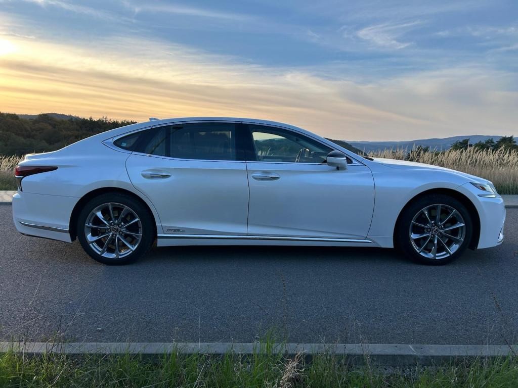 Lexus LS 500h Superior