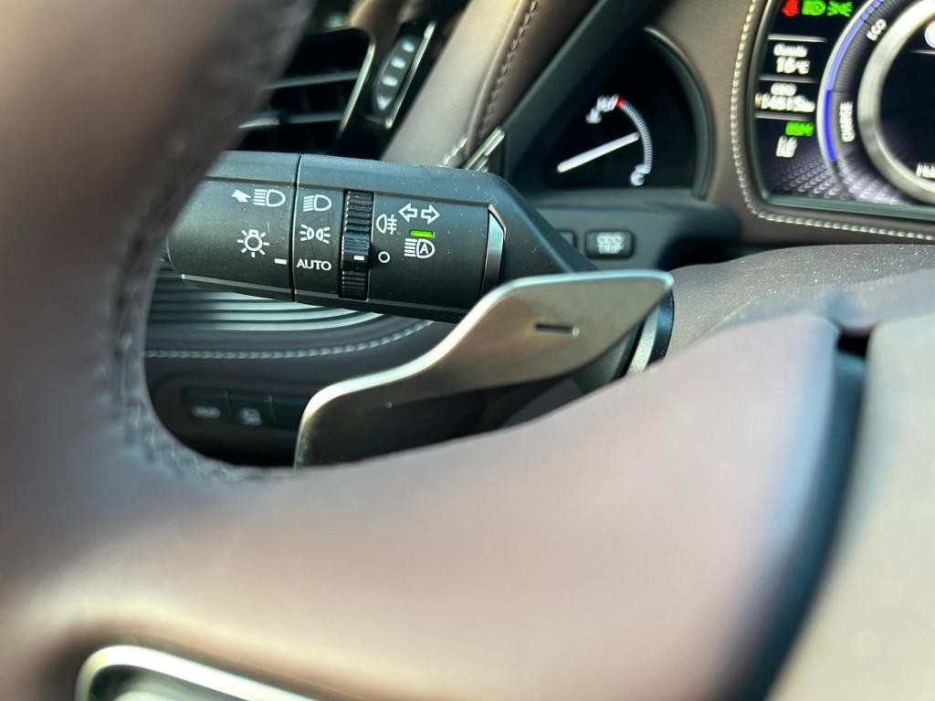 Lexus LS 500h Superior