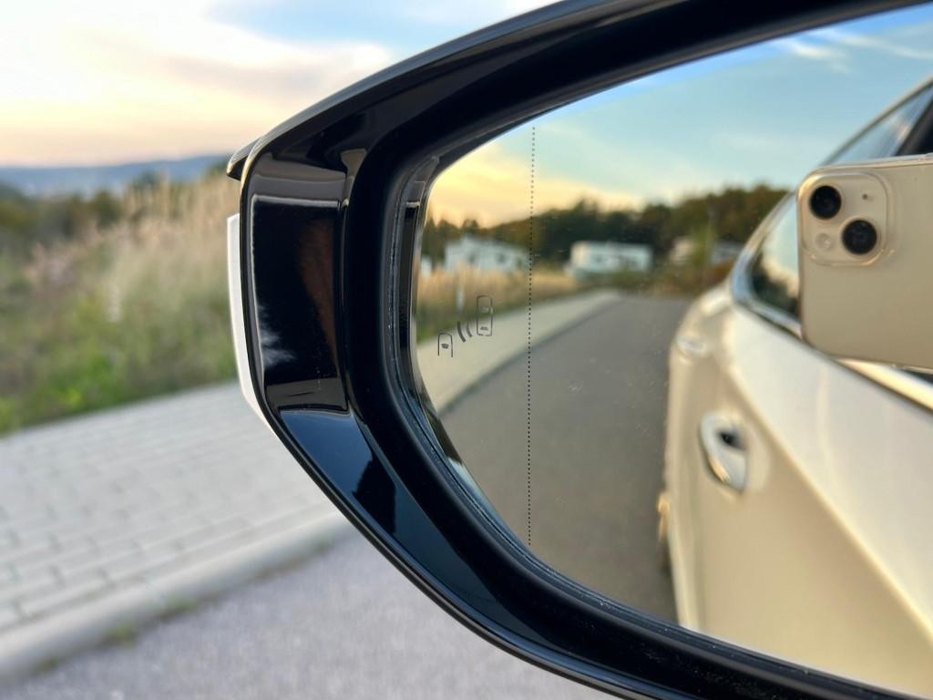 Lexus LS 500h Superior