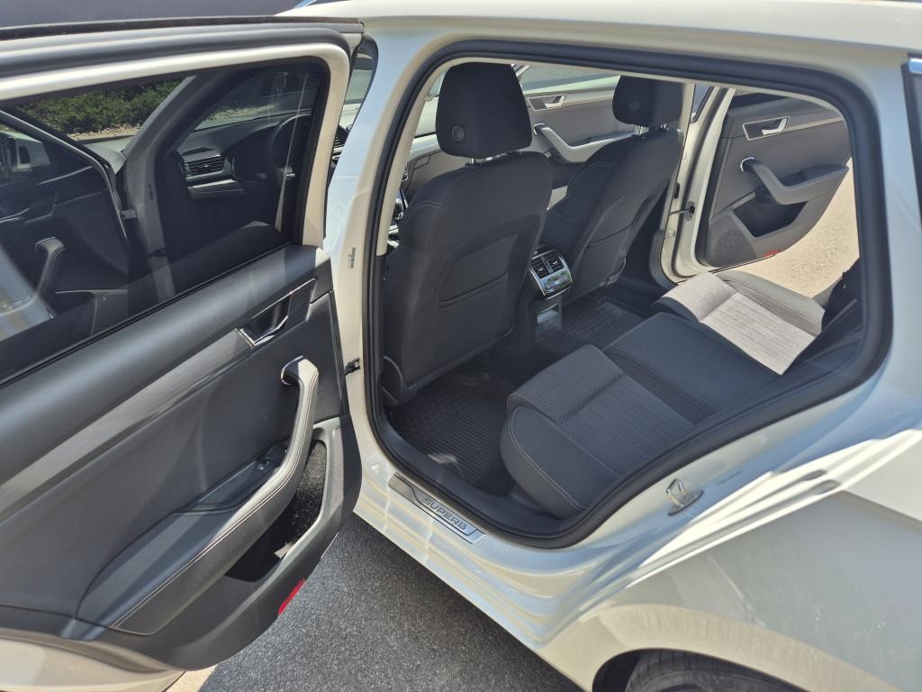 Škoda Superb Combi 2.0 TDI SCR Style 4x4 DSG