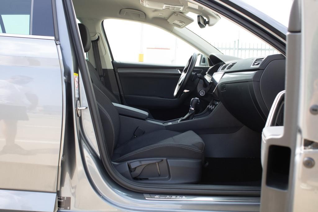 Škoda Superb Combi 2.0 TDI SCR Style DSG