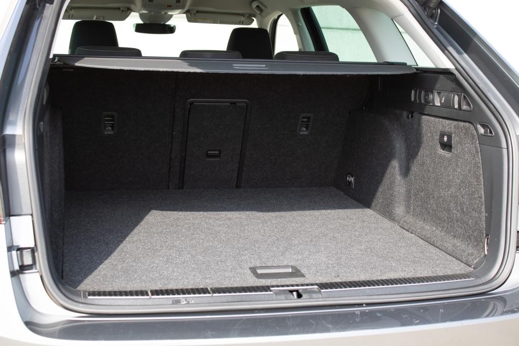 Škoda Superb Combi 2.0 TDI SCR Style DSG