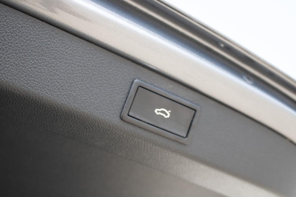 Škoda Superb Combi 2.0 TDI SCR Style DSG