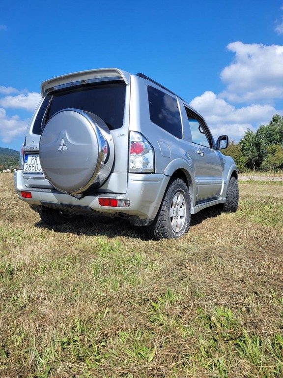 Mitsubishi Pajero 3.2 DI-D GLS koža