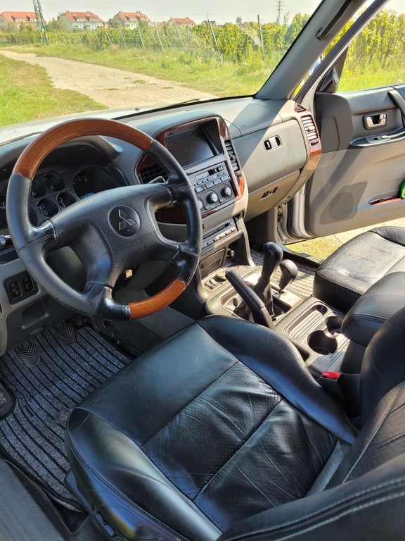 Mitsubishi Pajero 3.2 DI-D GLS koža