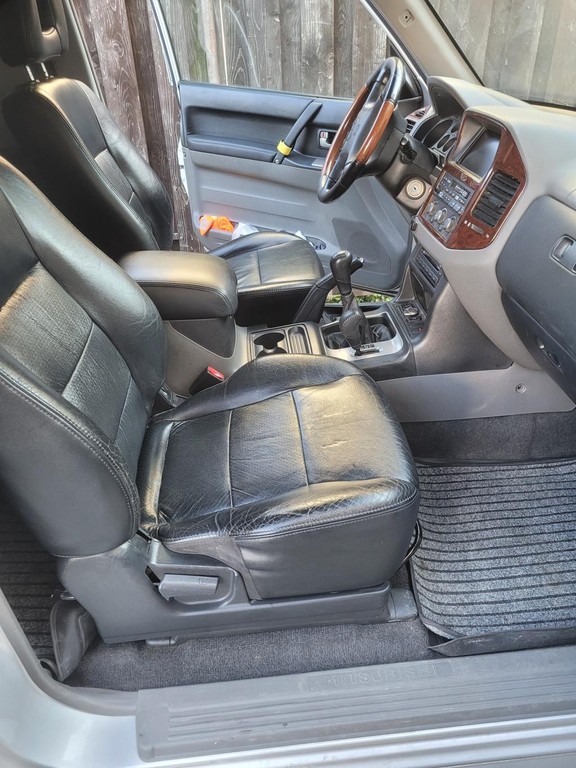 Mitsubishi Pajero 3.2 DI-D GLS koža