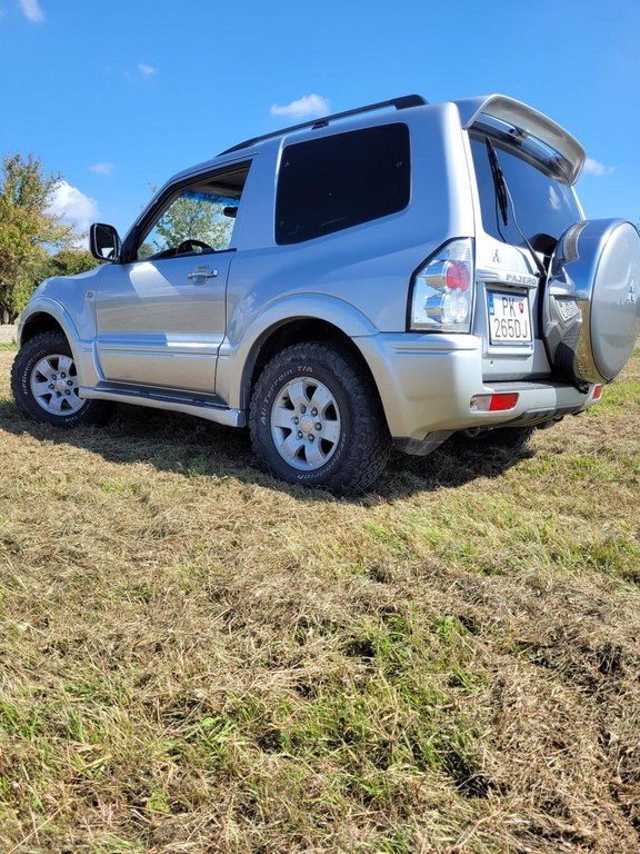 Mitsubishi Pajero 3.2 DI-D GLS koža