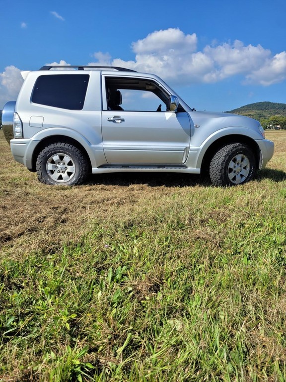 Mitsubishi Pajero 3.2 DI-D GLS koža