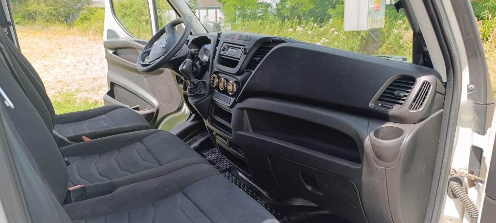 Iveco Daily Dodávka 114.6kw Automat
