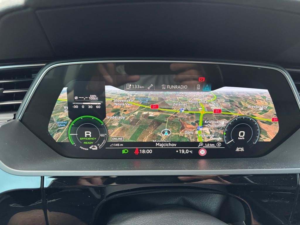 Audi e-tron 50 quattro LAUNCH