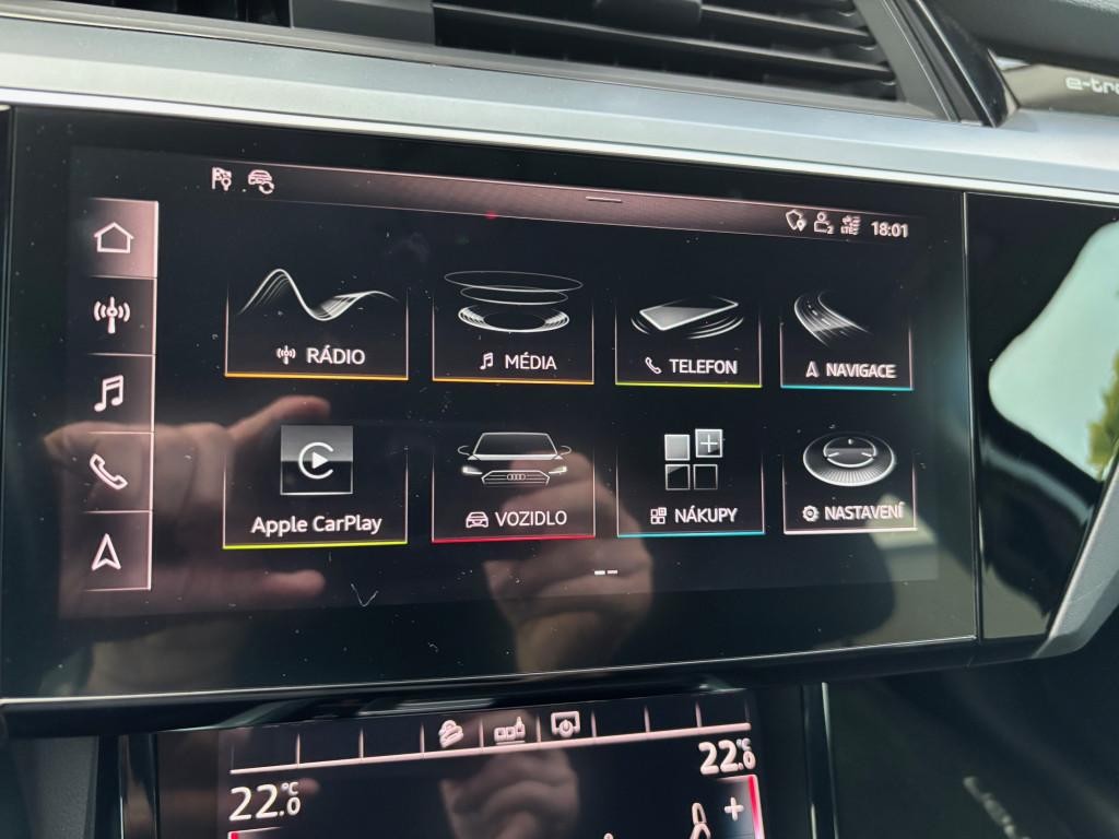 Audi e-tron 50 quattro LAUNCH