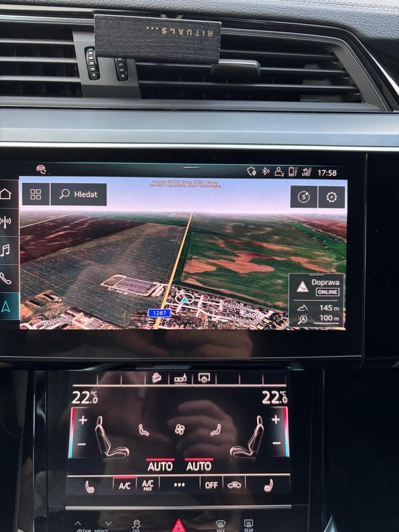 Audi e-tron 50 quattro LAUNCH