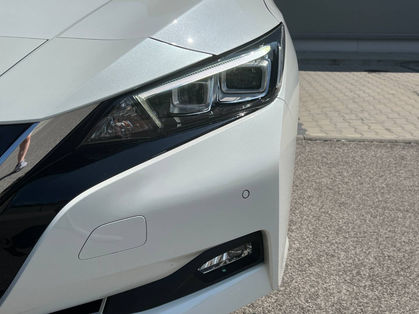 Nissan Leaf N-Connecta 40KWH V ZÁRUKE 360 STUPŇOVÁ KAMERA