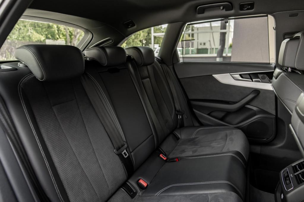 Audi A4 Avant 40 2.0 TDI mHEV quattro Advanced S tronic