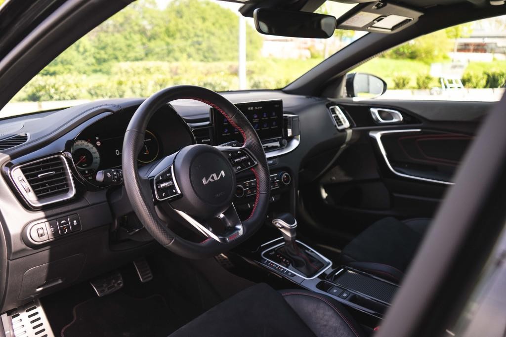 KIA Ceed 1.6 T-GDi GT A/T