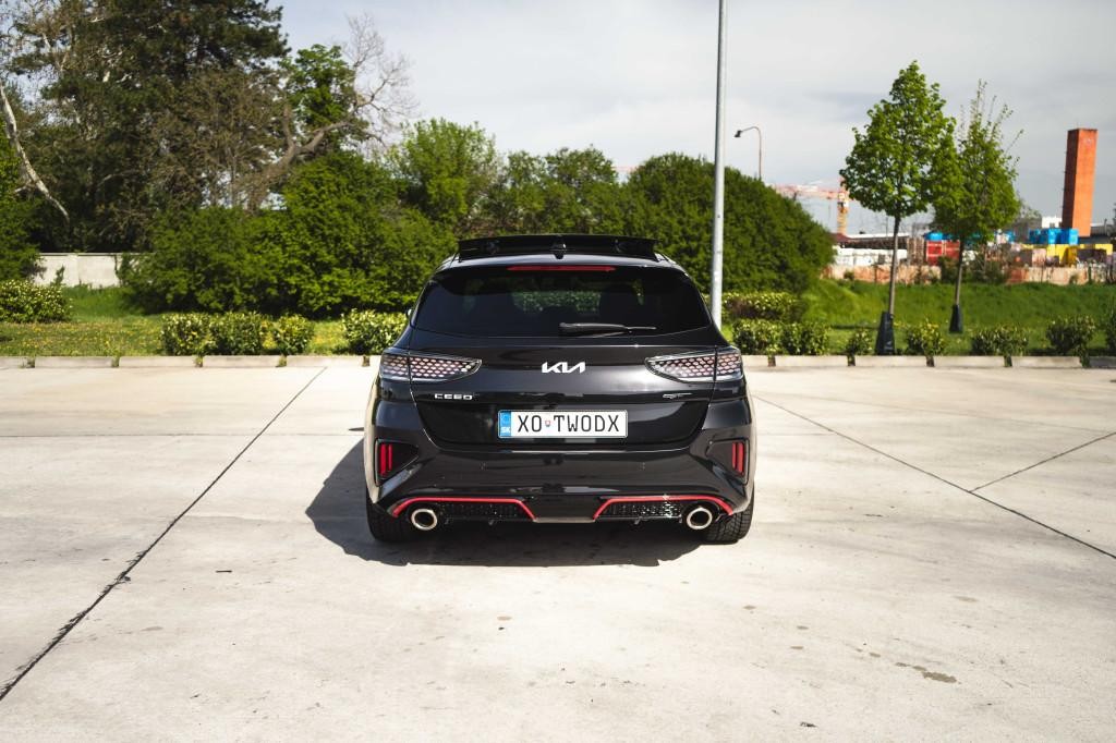KIA Ceed 1.6 T-GDi GT A/T