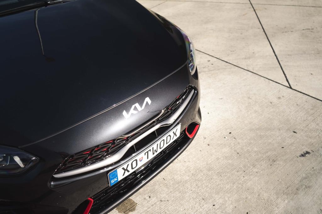 KIA Ceed 1.6 T-GDi GT A/T