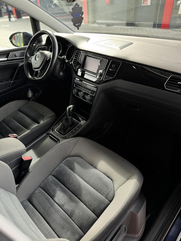 Volkswagen Sportsvan Combi 110kw Automat