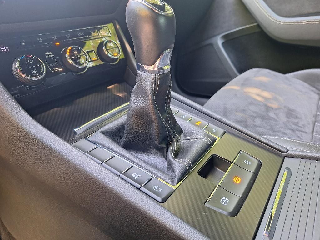 Škoda Superb Combi 2.0 TDI SCR Sportline