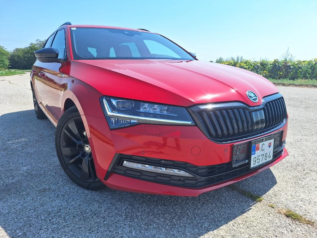 Škoda Superb Combi 2.0 TDI SCR Sportline