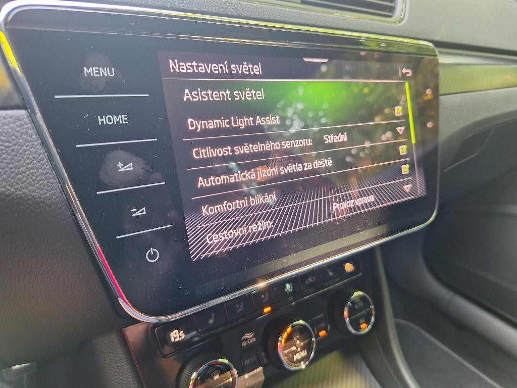 Škoda Superb Combi 2.0 TDI SCR Sportline