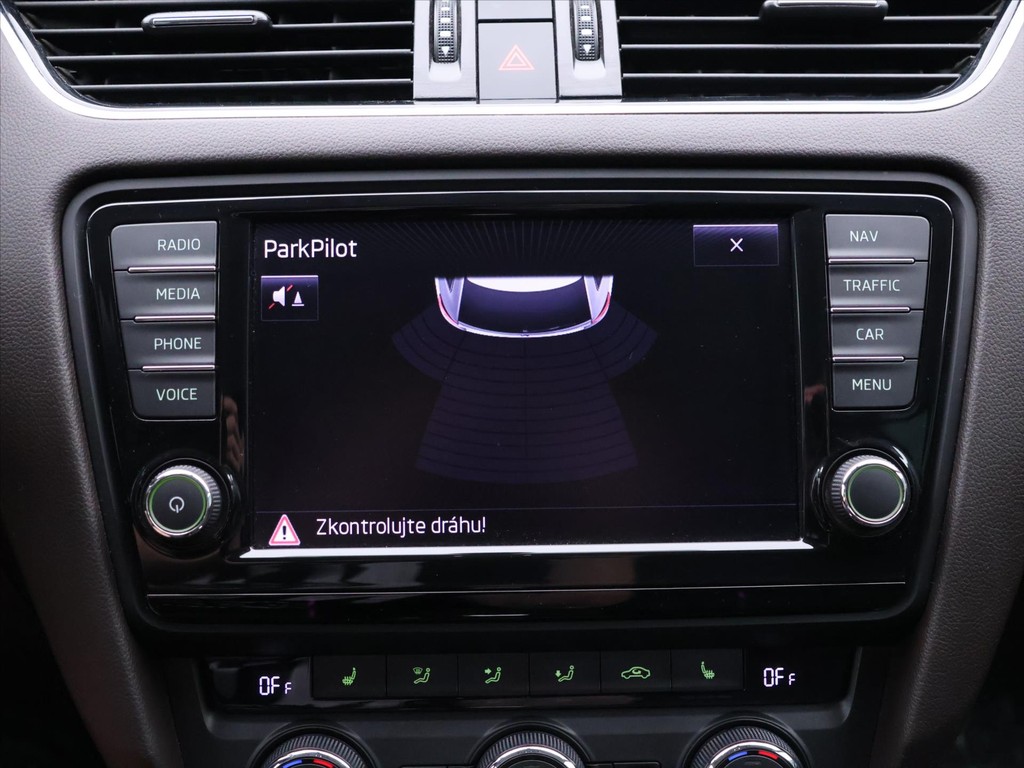 Škoda Octavia Combi 2.0 TDi 4x4 DSG Scout
