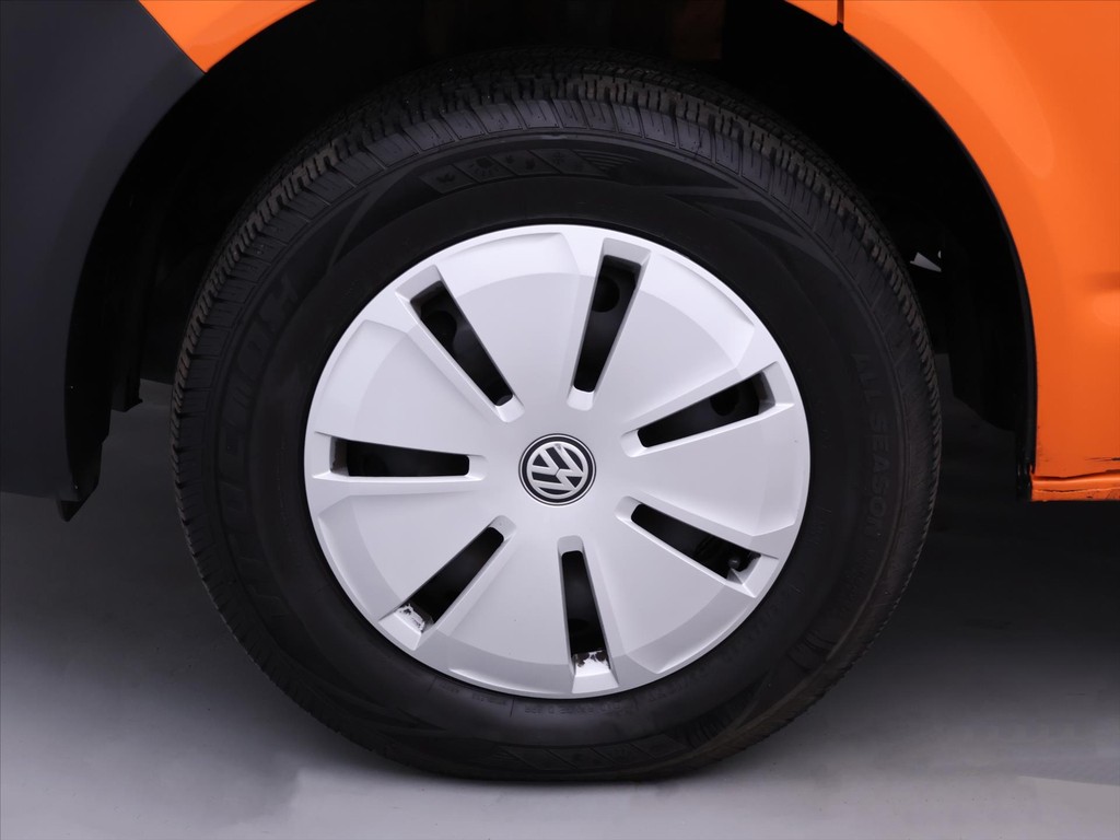 Volkswagen T6 Transporter 2.0 TDi DSG L2