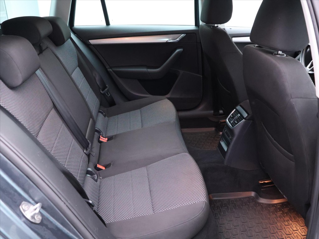 Škoda Octavia Combi 1.6 TDi DSG