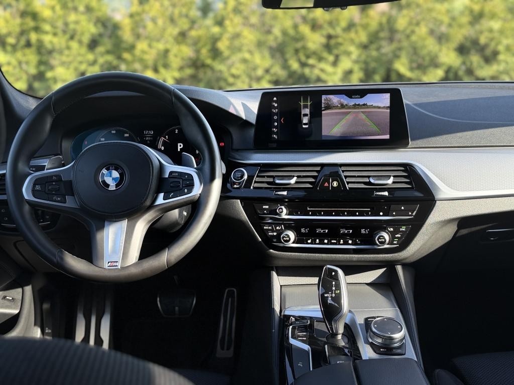 BMW rad 5 520d xDrive A/T