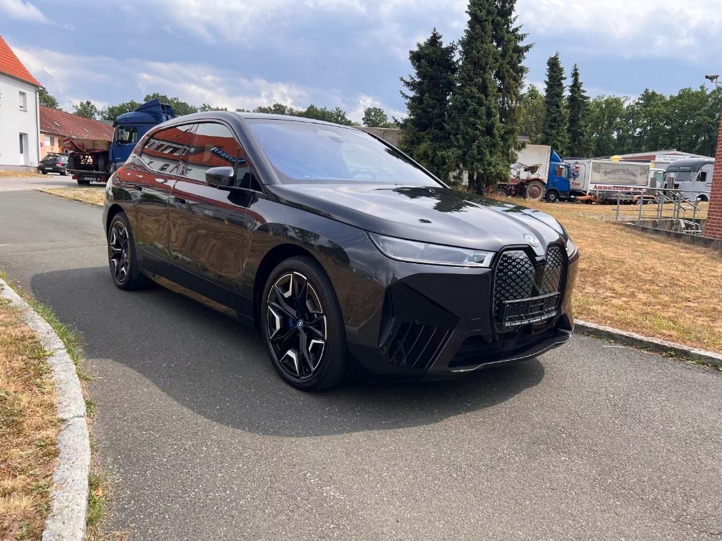 BMW iX 50 xDrive