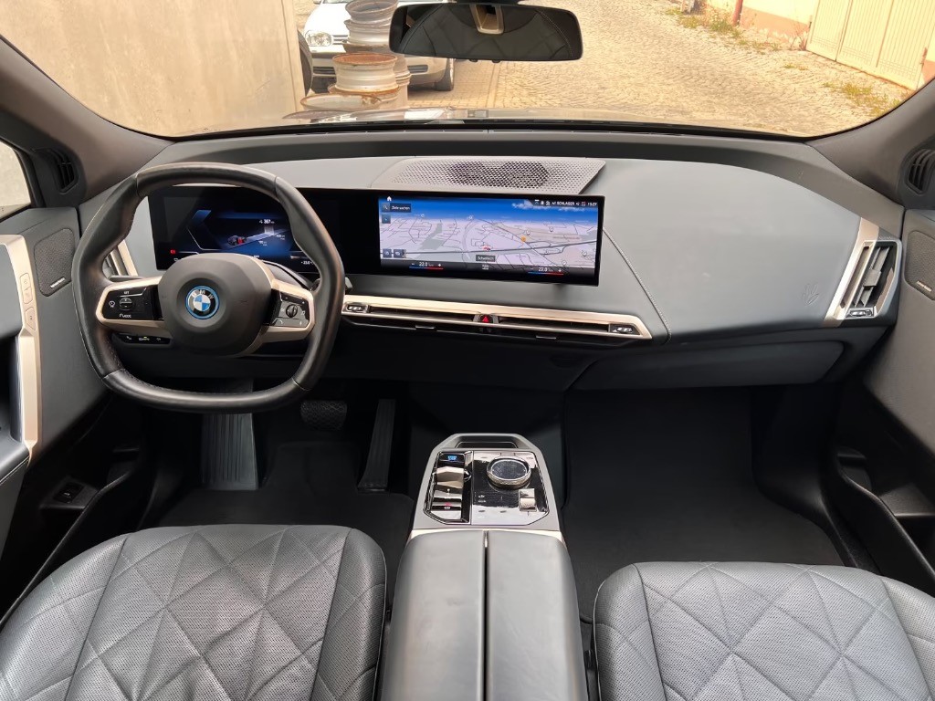 BMW iX 50 xDrive