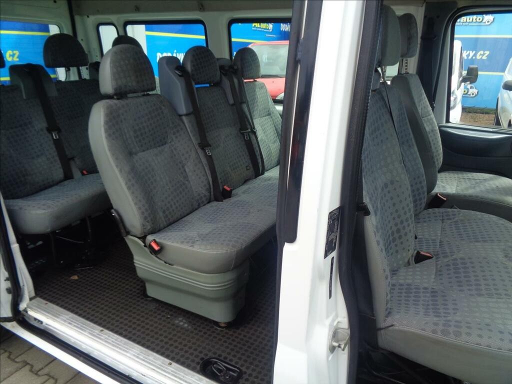 Ford Transit 2, 2 TDCI L2H2 BUS 9 MÍST KLIMA