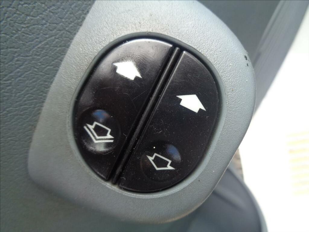 Ford Transit 2, 2 TDCI L2H2 BUS 9 MÍST KLIMA