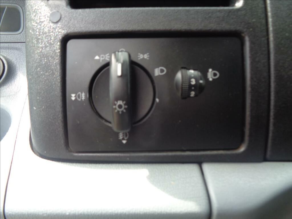 Ford Transit 2, 2 TDCI L2H2 BUS 9 MÍST KLIMA