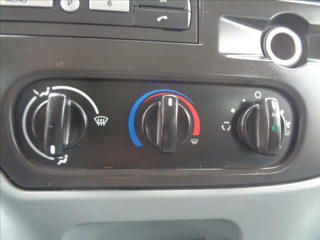 Ford Transit 2, 2 TDCI L2H2 BUS 9 MÍST KLIMA