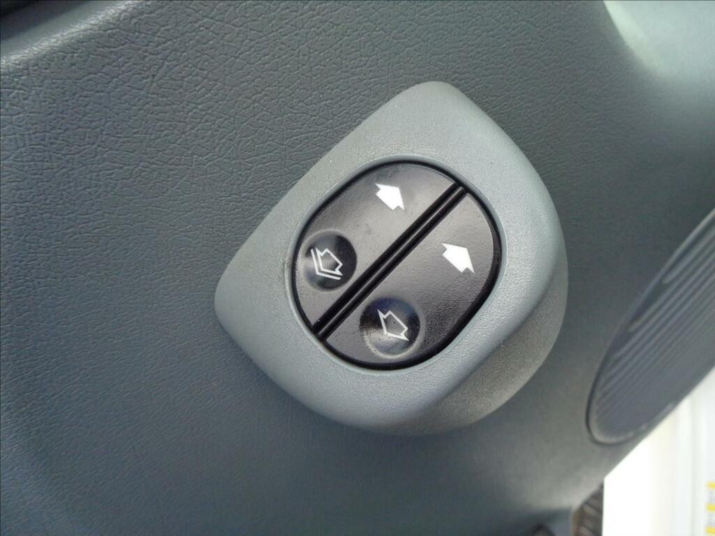 Ford Transit 2, 2 TDCI  L3H2 9 MÍST BUS