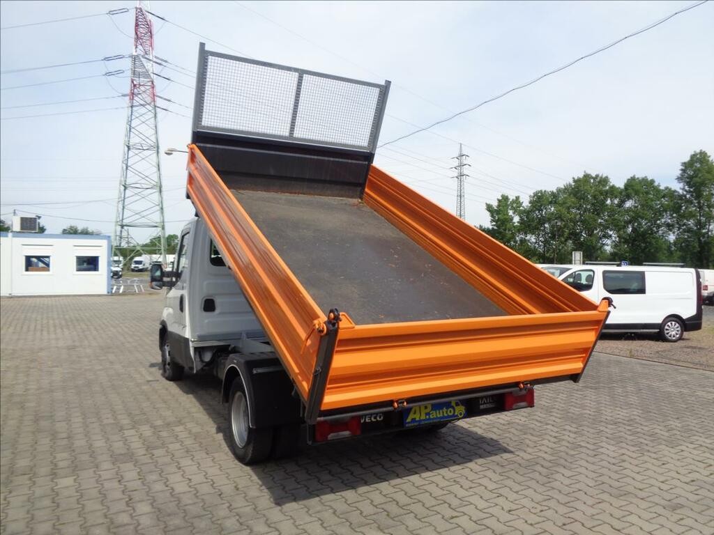 Iveco Daily 2, 3 HPT 35C160 3 STRANNÝ SKLÁPĚČ KLIMA