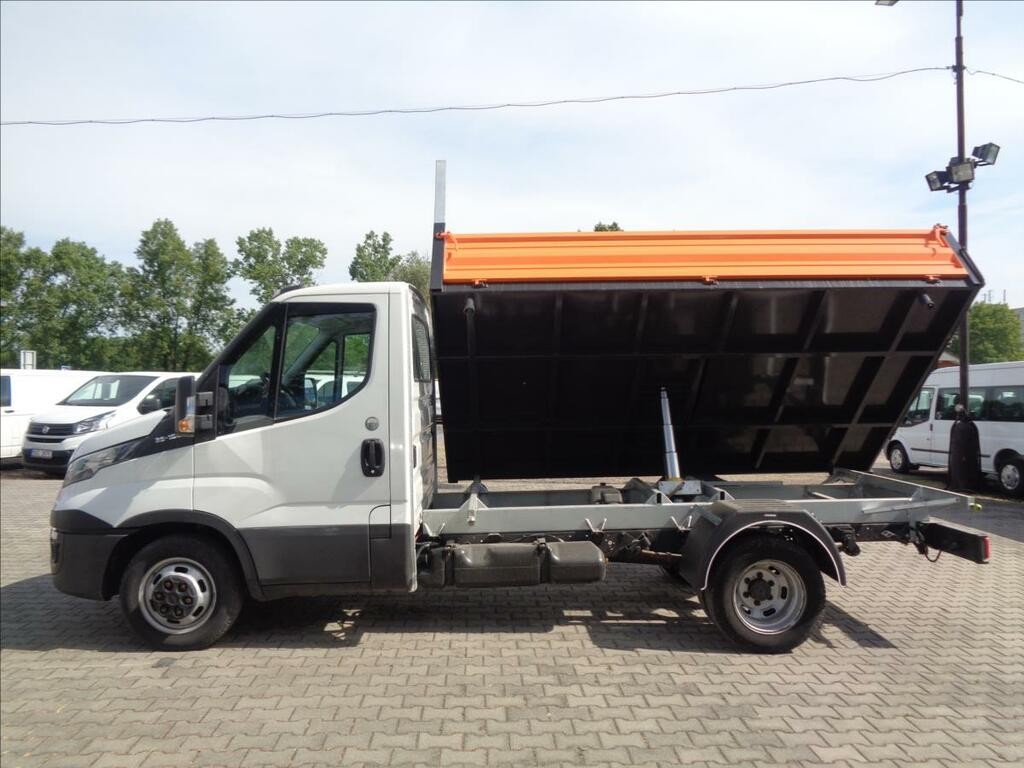 Iveco Daily 2, 3 HPT 35C160 3 STRANNÝ SKLÁPĚČ KLIMA