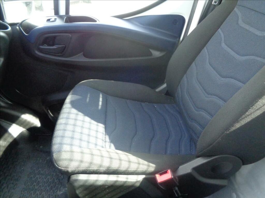 Iveco Daily 2, 3 HPT 35C160 3 STRANNÝ SKLÁPĚČ KLIMA