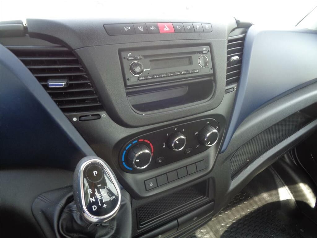 Iveco Daily 2, 3 HPT 35C160 3 STRANNÝ SKLÁPĚČ KLIMA