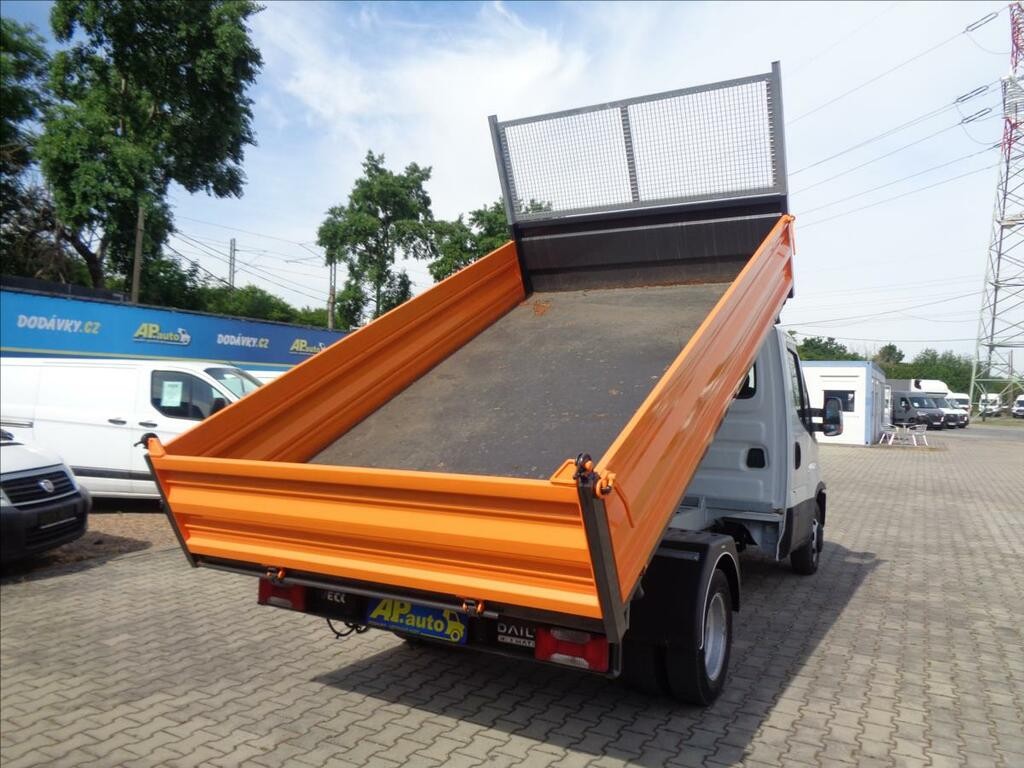 Iveco Daily 2, 3 HPT 35C160 3 STRANNÝ SKLÁPĚČ KLIMA